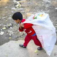 پاسخ مثبت شهرداری تهران به موج افغانستانی‌ستیزی: کودکان کار افغانستانی را رد مرز می‌کنیم
